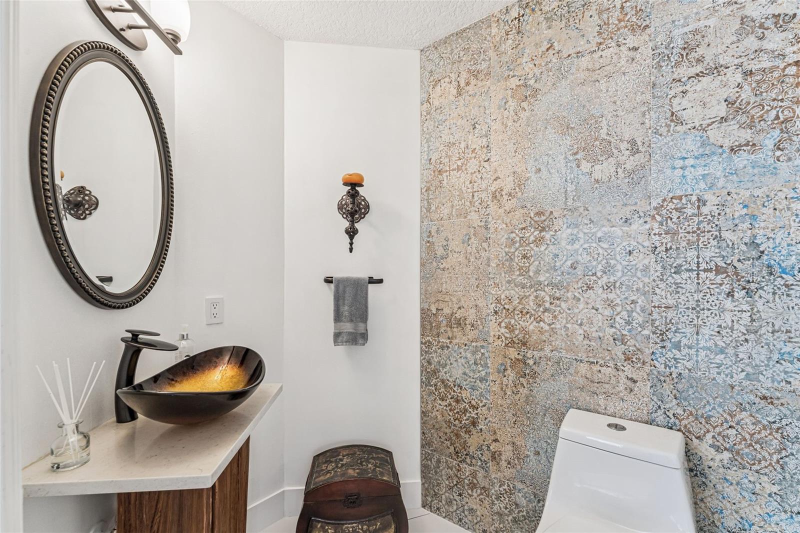 Image 24 of 48 For 7433 Somerset Shores Court