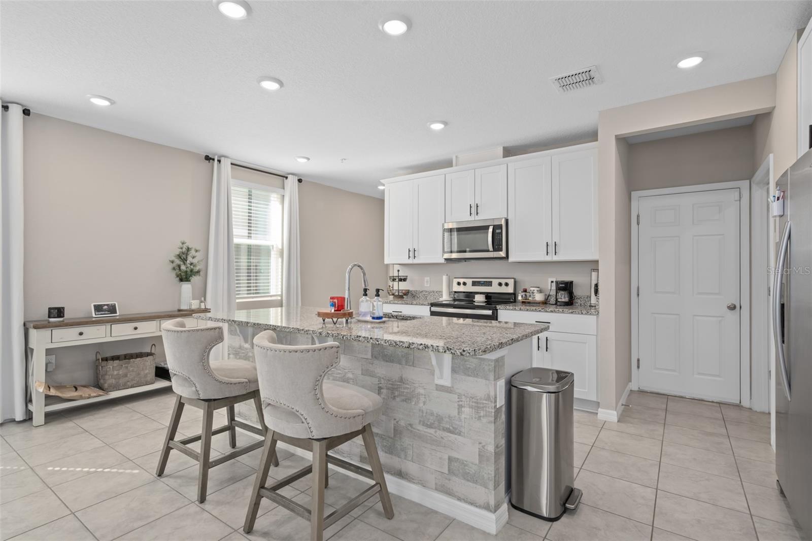 Image 4 of 31 For 2519 Sweet Viburnum Way