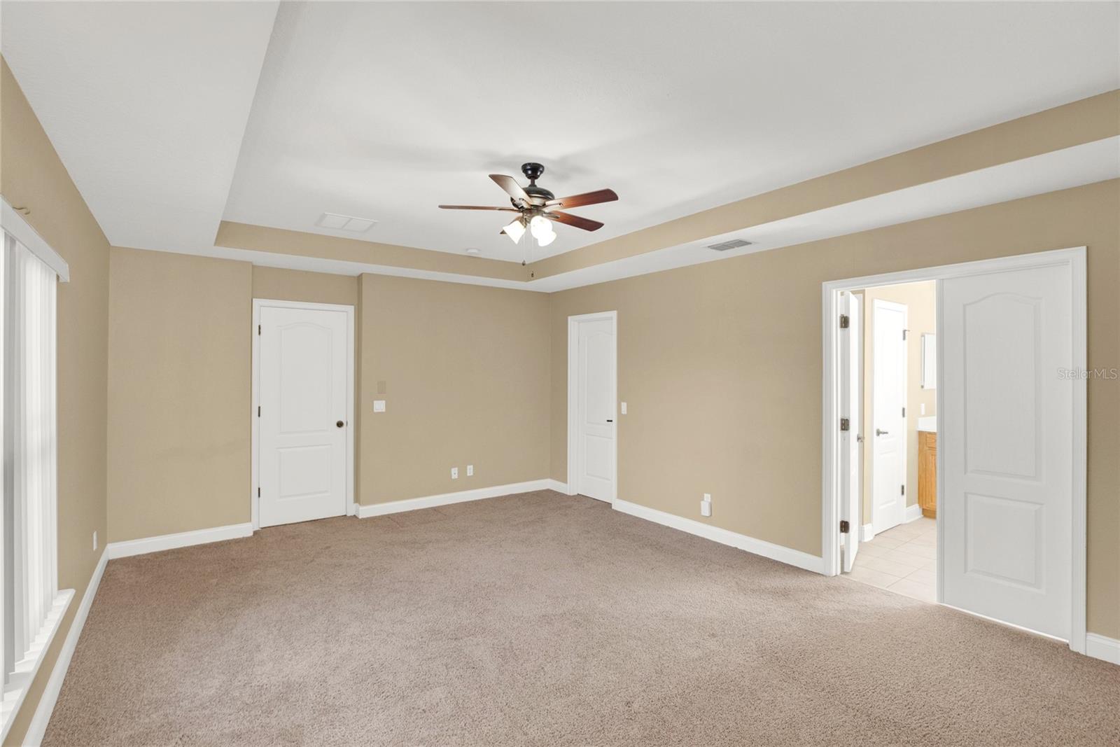 Image 23 of 39 For 12944 Garridan Avenue