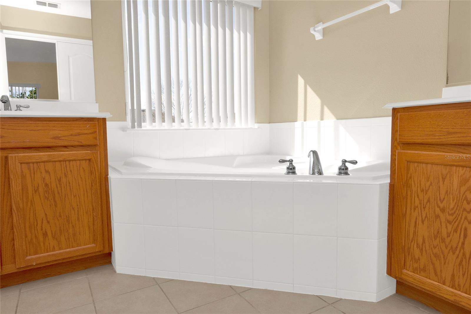 Image 29 of 39 For 12944 Garridan Avenue