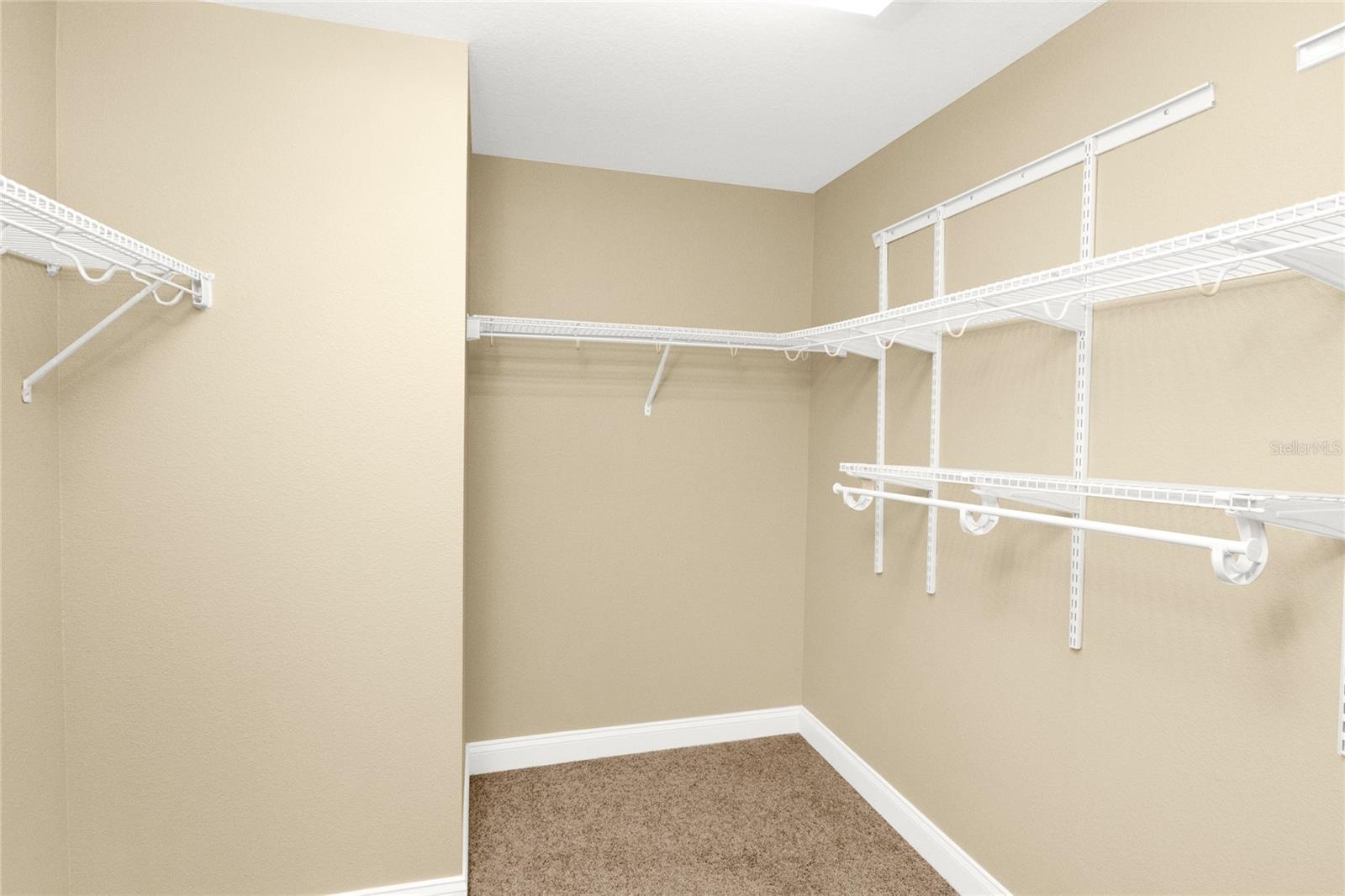 Image 31 of 39 For 12944 Garridan Avenue