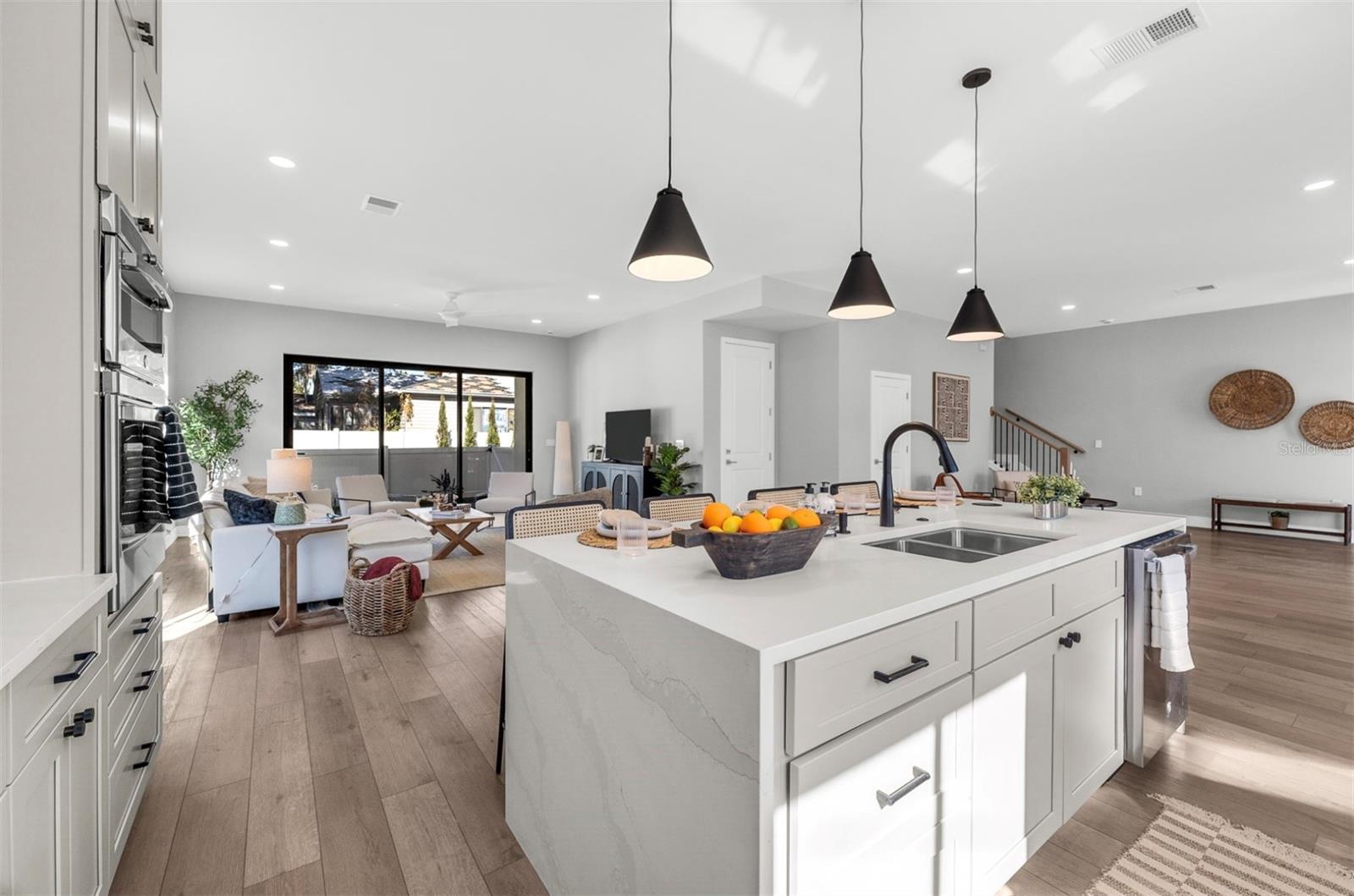 Image 12 of 50 For 529 Princeton Street