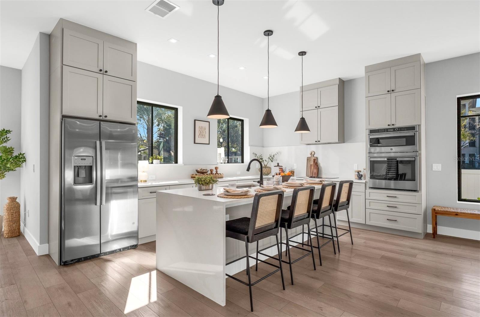 Image 15 of 50 For 529 Princeton Street