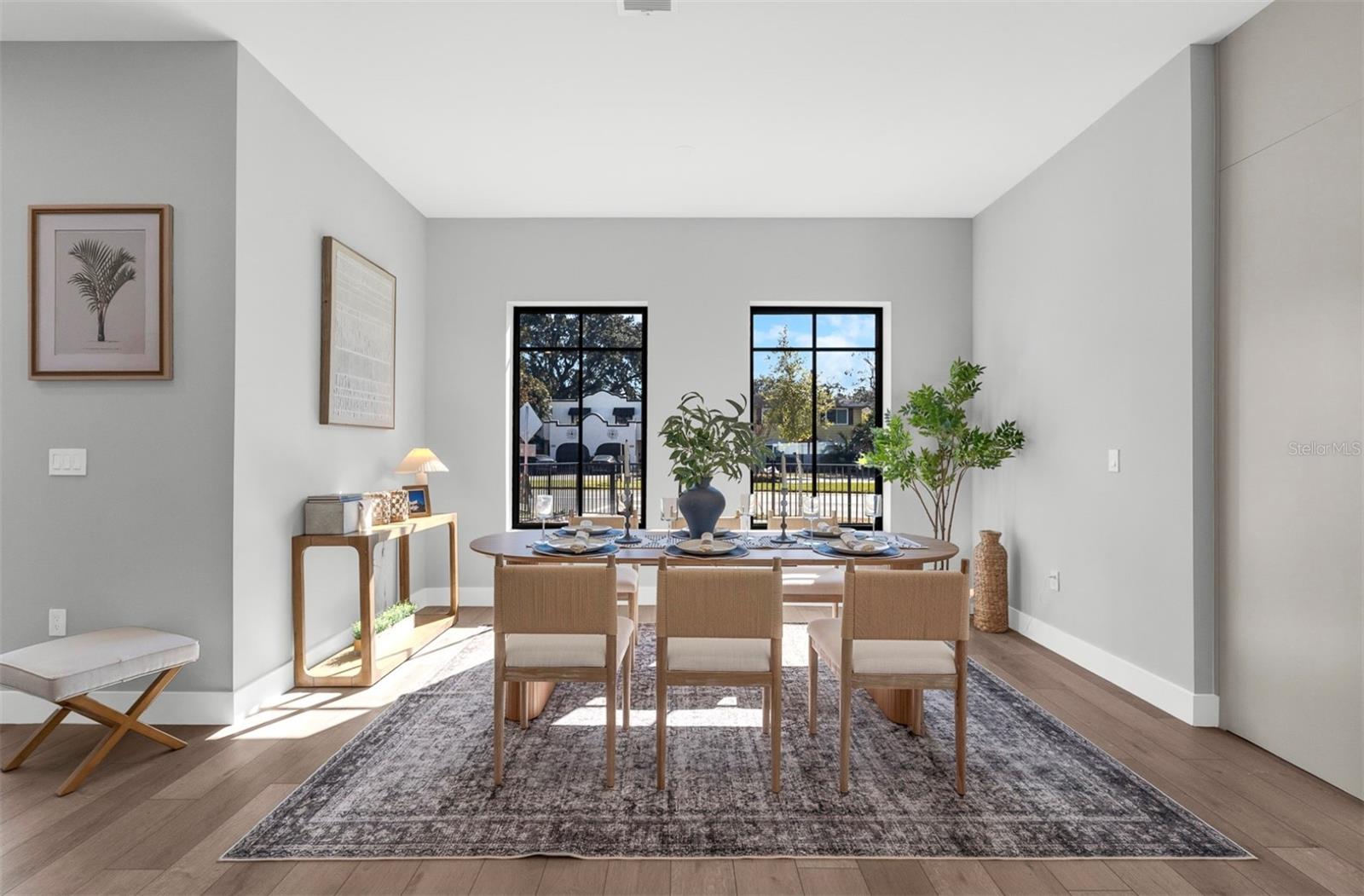 Image 18 of 50 For 529 Princeton Street