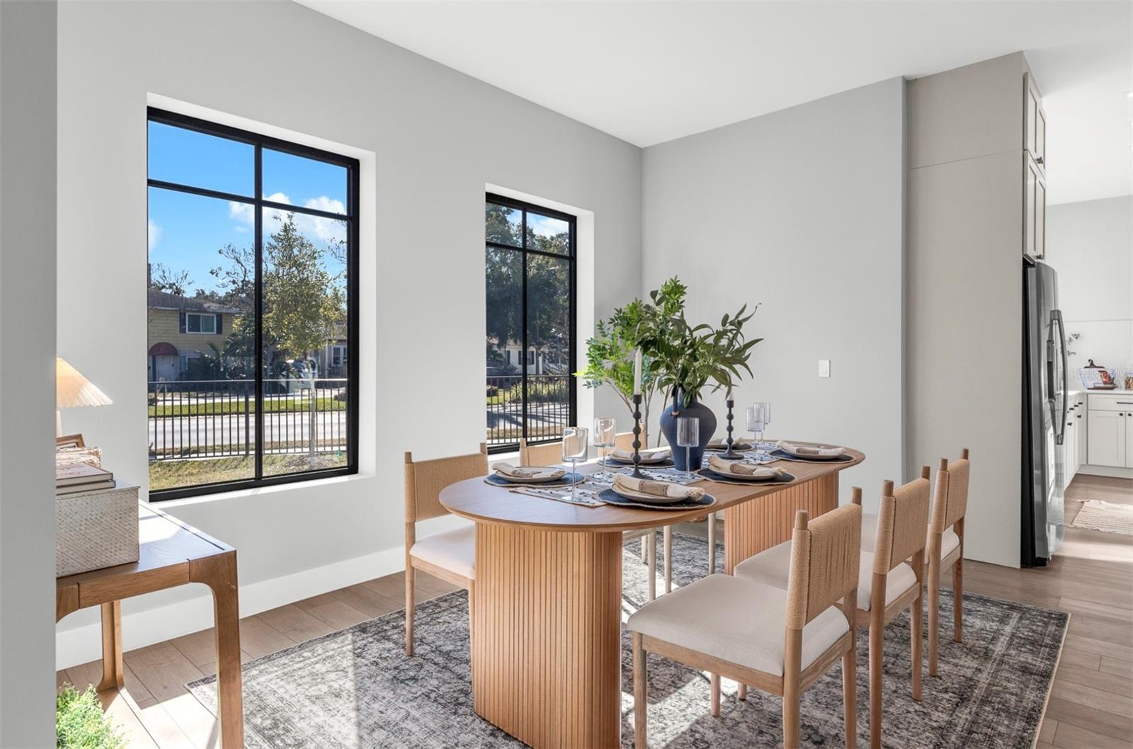 Image 19 of 50 For 529 Princeton Street