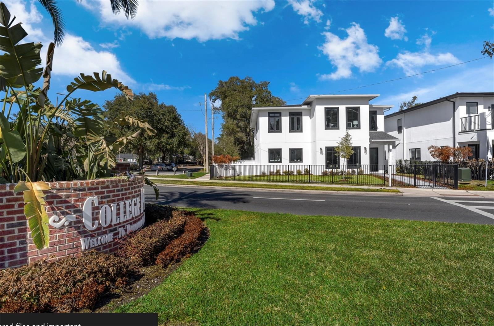 Image 2 of 50 For 529 Princeton Street