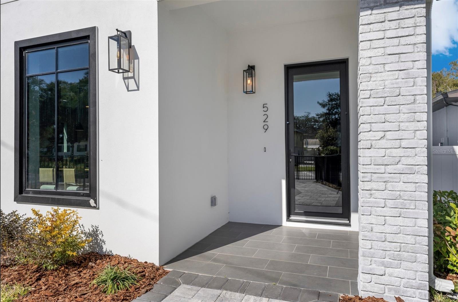 Image 3 of 50 For 529 Princeton Street