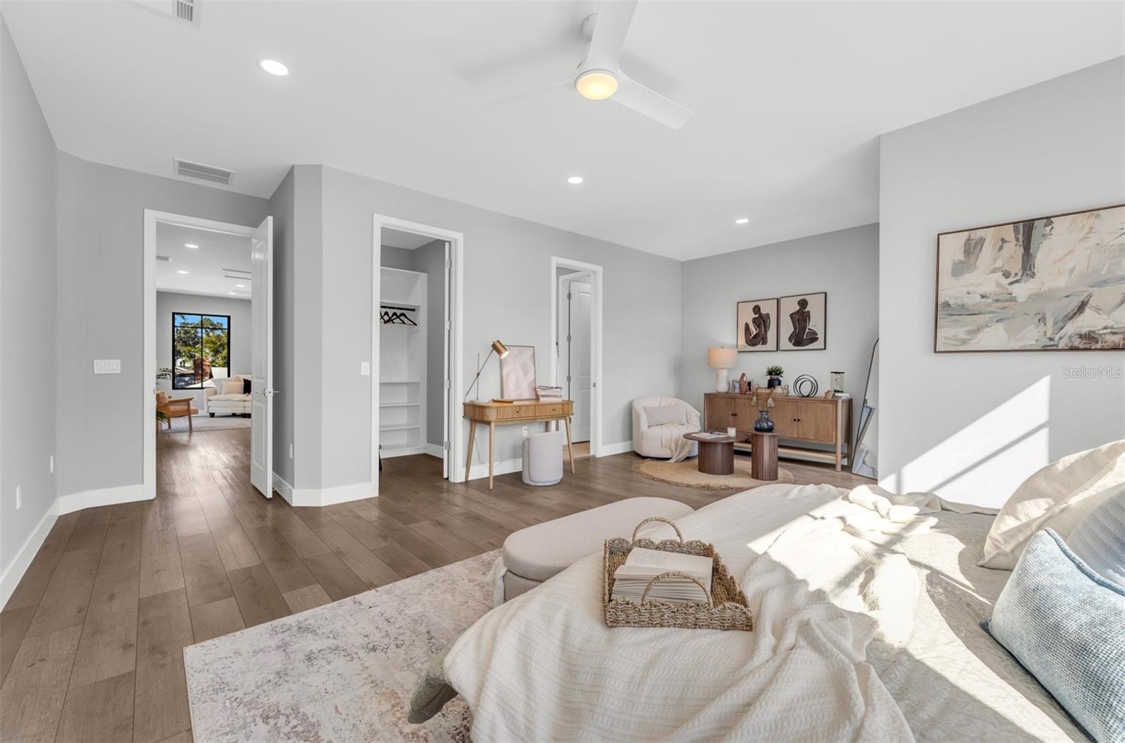 Image 33 of 50 For 529 Princeton Street