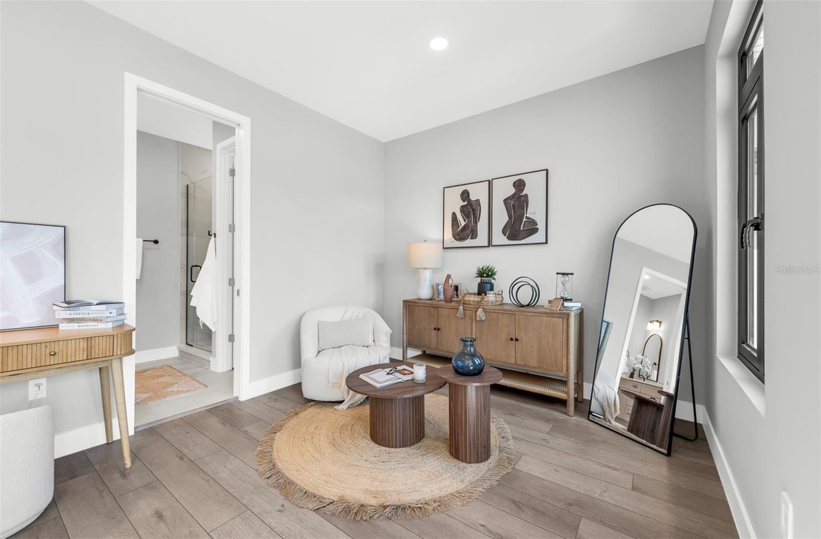 Image 34 of 50 For 529 Princeton Street