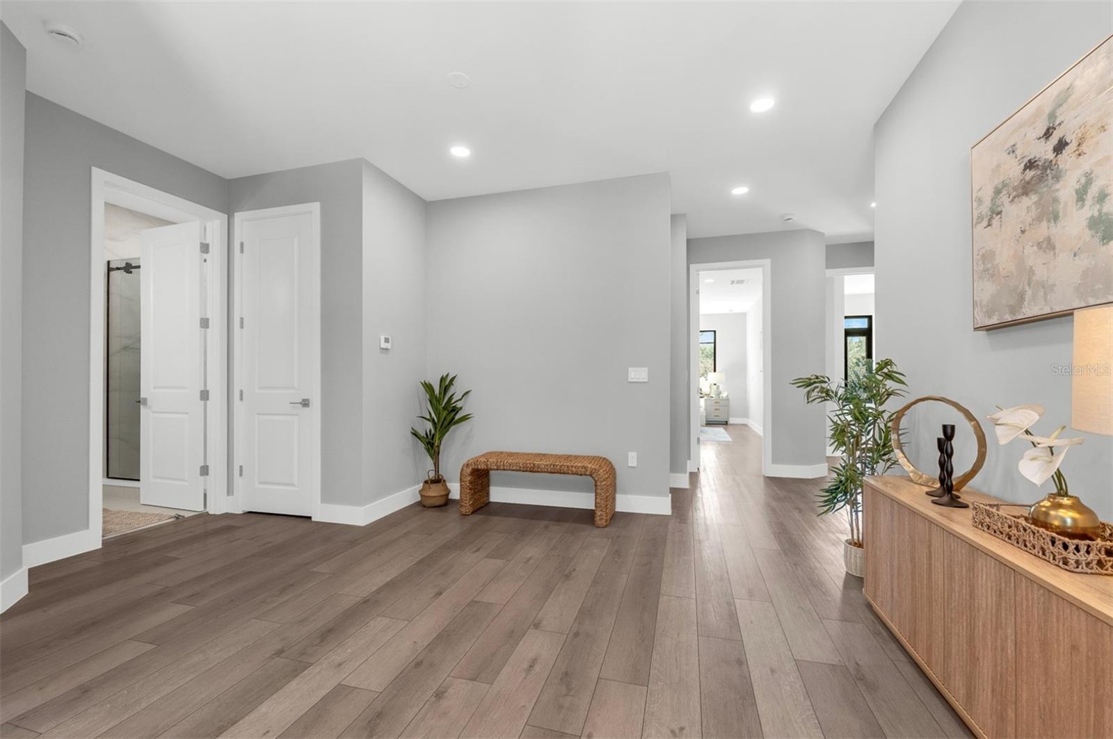 Image 48 of 50 For 529 Princeton Street