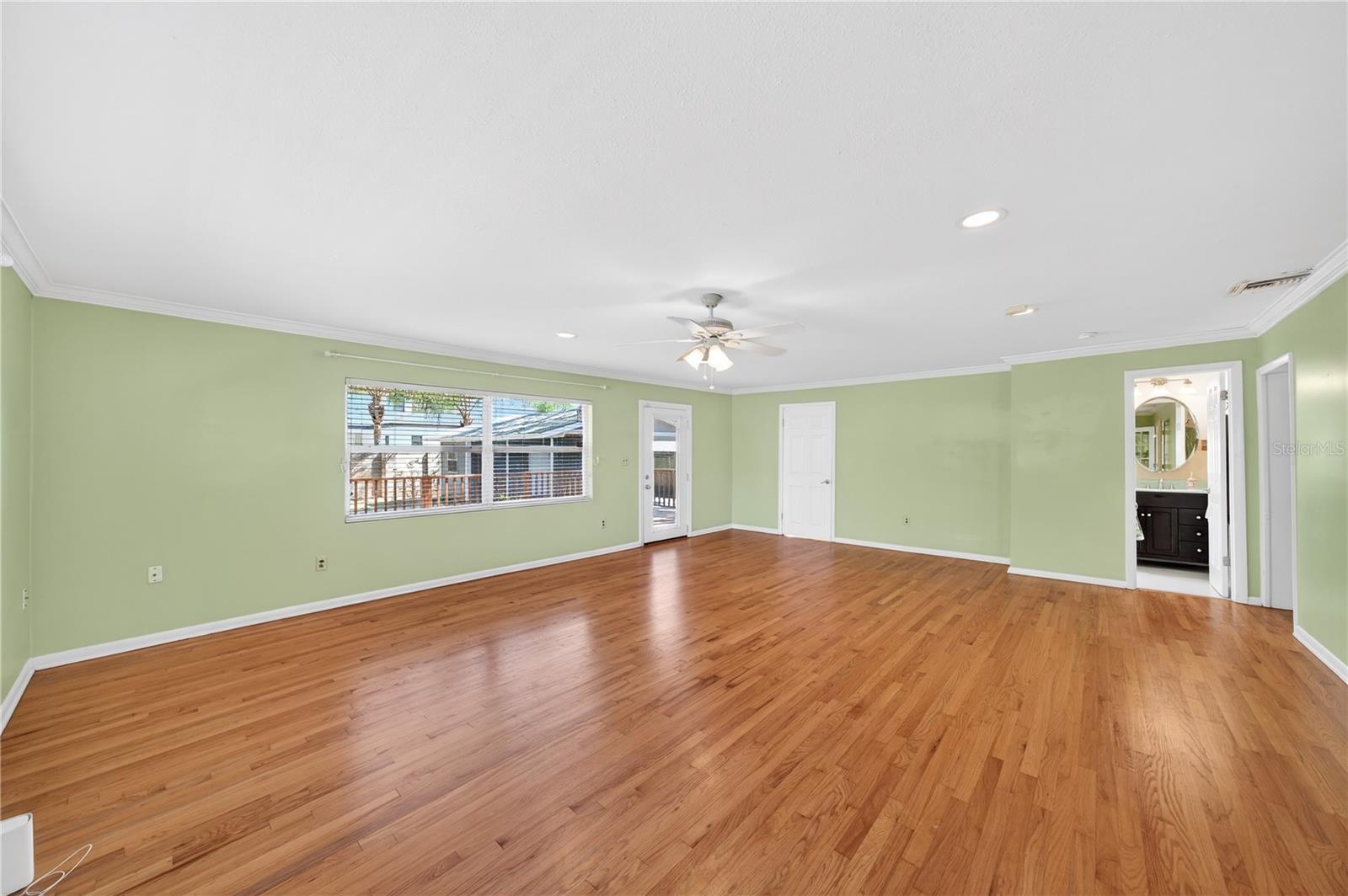 Image 28 of 37 For 3109 Harrison Avenue