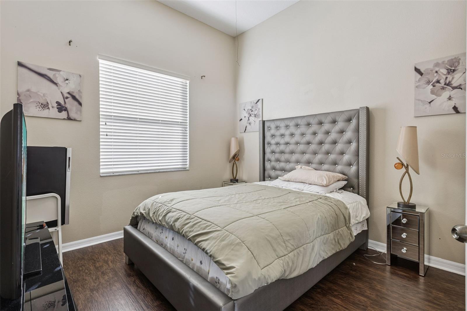 Image 23 of 50 For 3649 Peacepipe Way