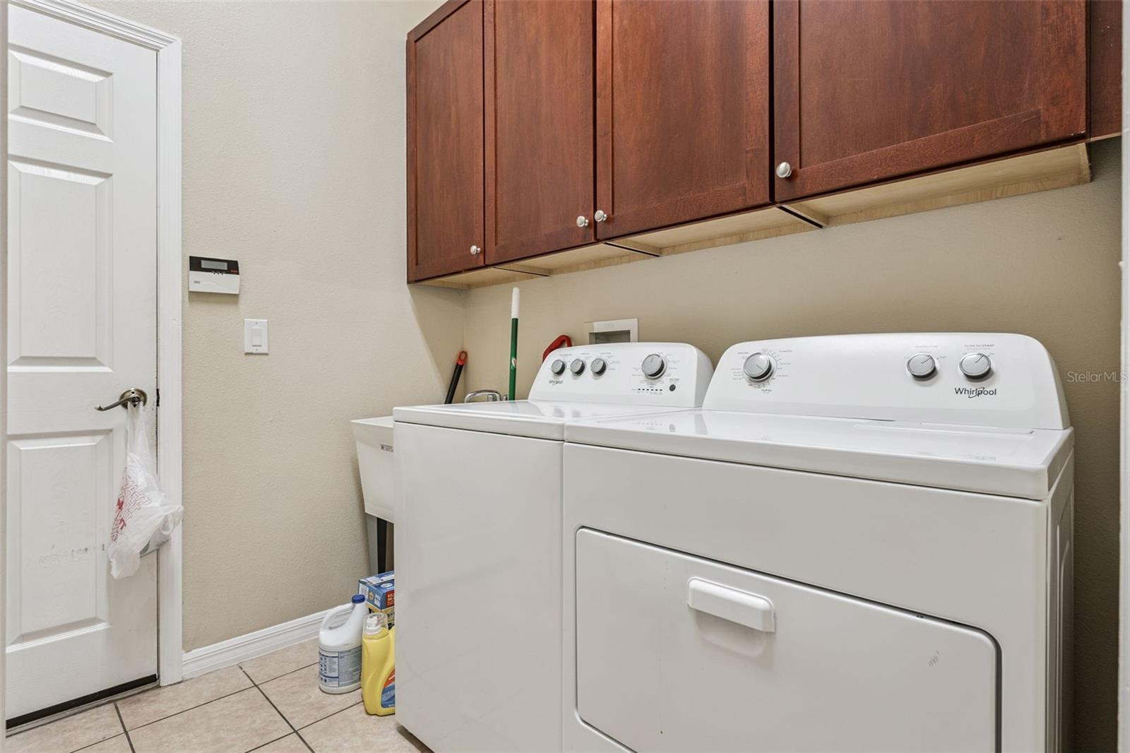 Image 32 of 50 For 3649 Peacepipe Way