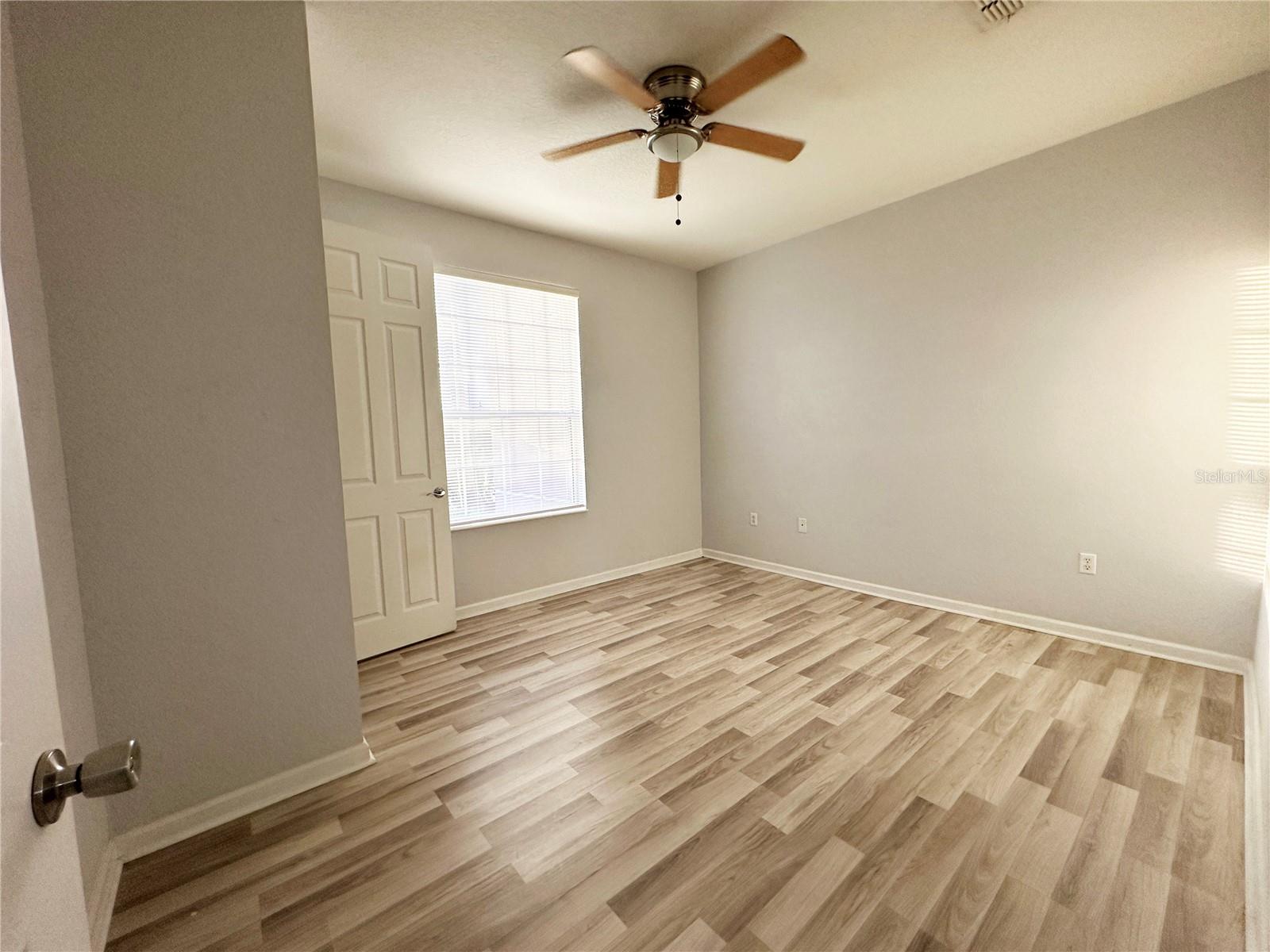 Image 13 of 64 For 5048 Shoreway Loop 10804