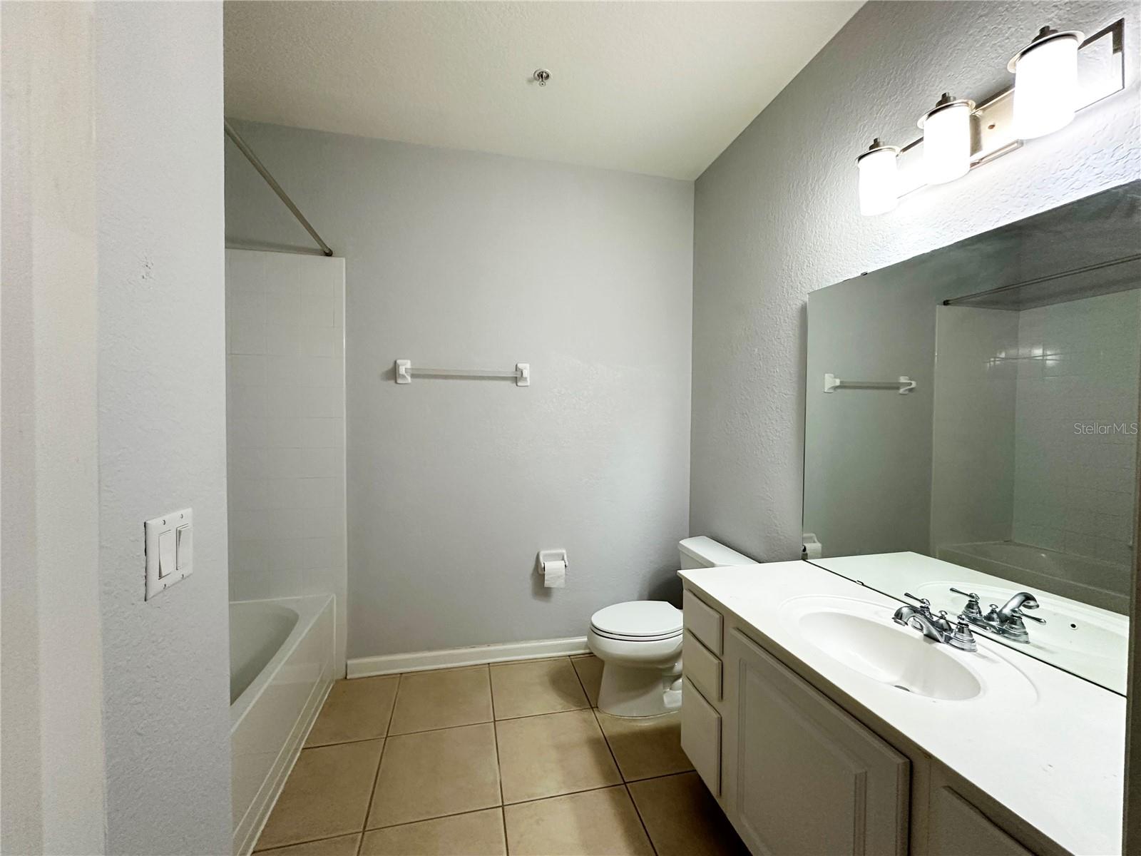 Image 16 of 64 For 5048 Shoreway Loop 10804