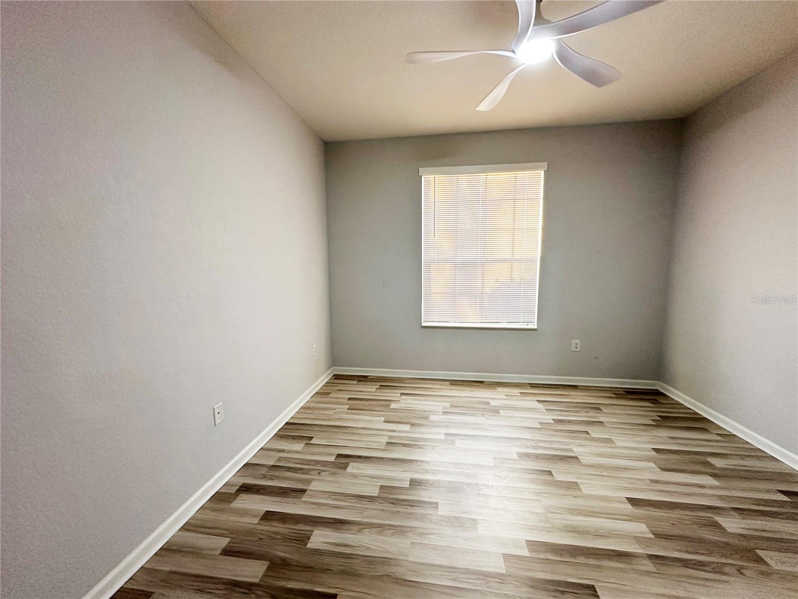 Image 17 of 64 For 5048 Shoreway Loop 10804