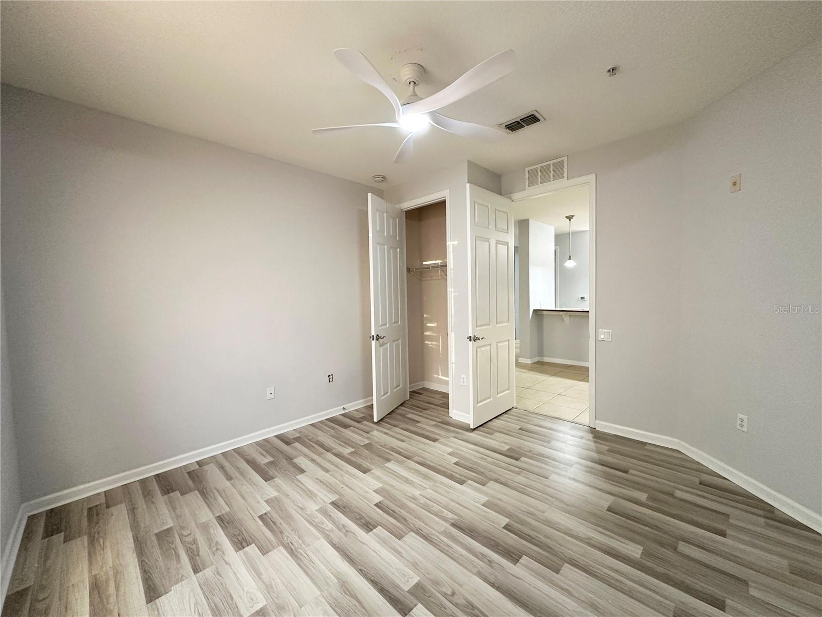 Image 18 of 64 For 5048 Shoreway Loop 10804