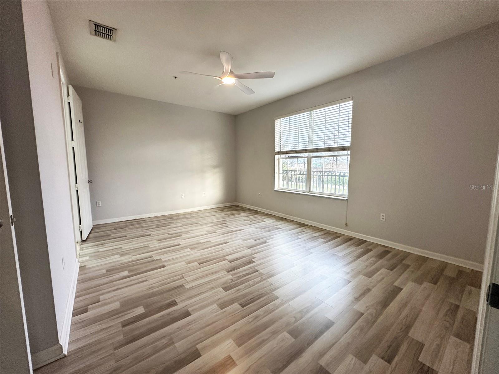 Image 22 of 64 For 5048 Shoreway Loop 10804