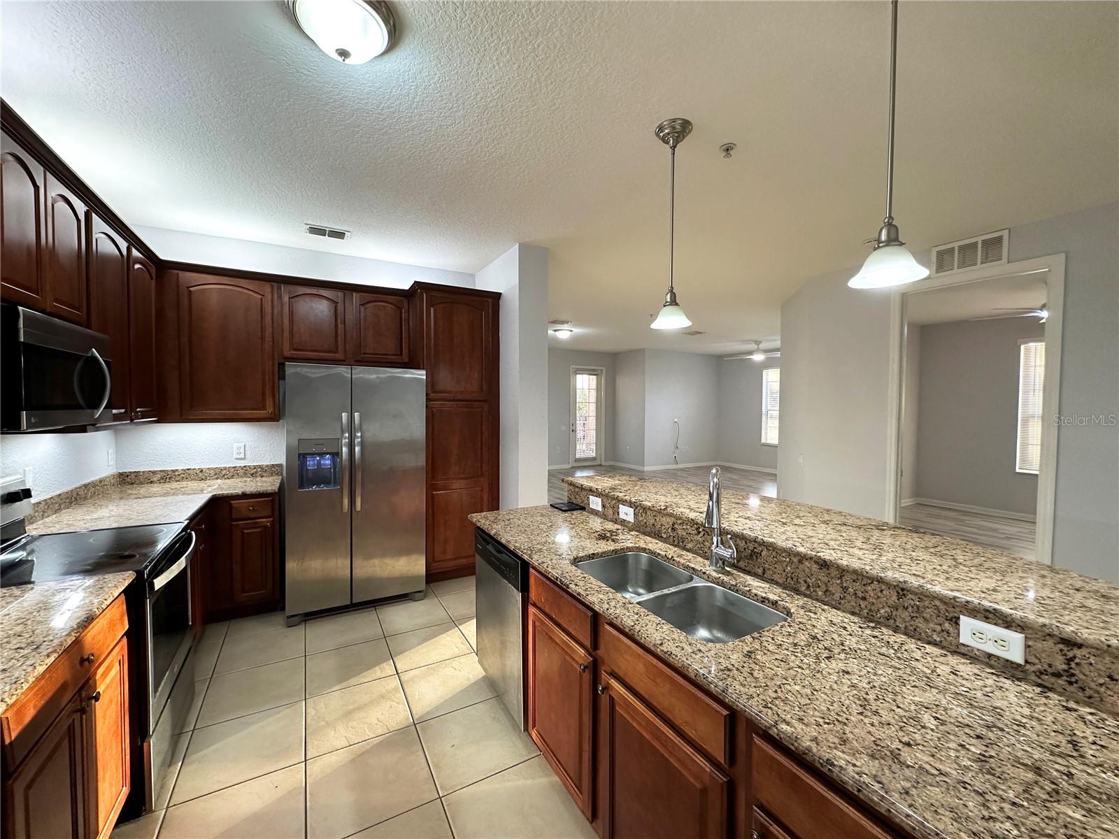 Image 8 of 64 For 5048 Shoreway Loop 10804