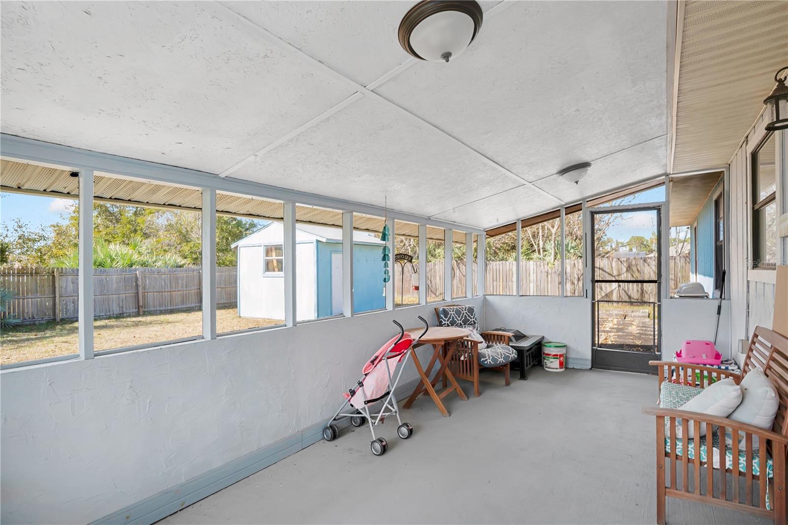 Image 20 of 32 For 1428 Victory Palm Drive