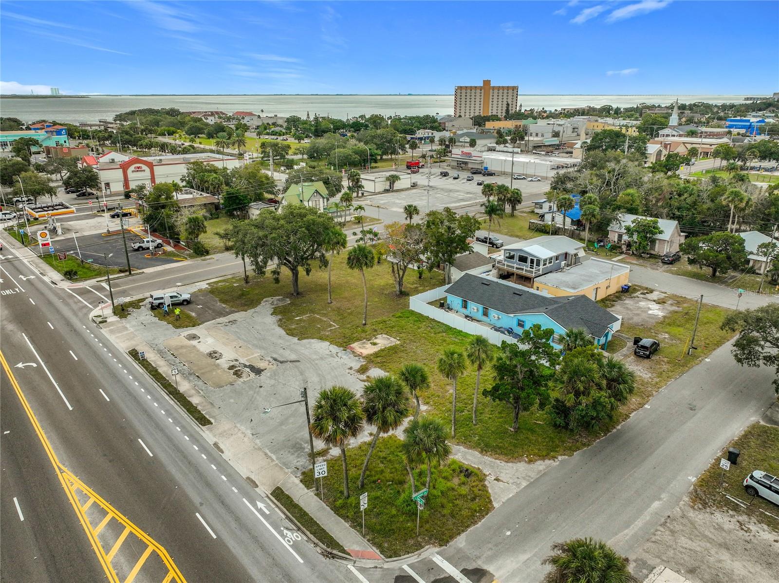 Image 8 of 8 For 405 Garden Street