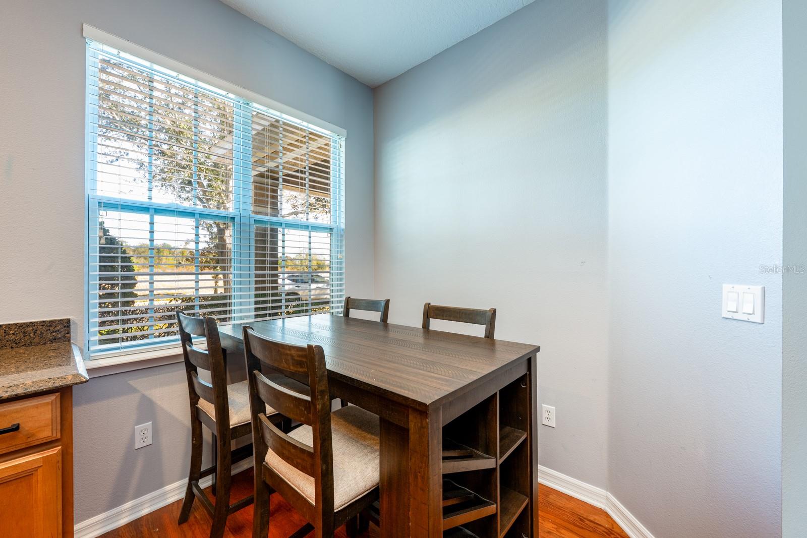 Image 10 of 28 For 7422 Bentonshire Avenue