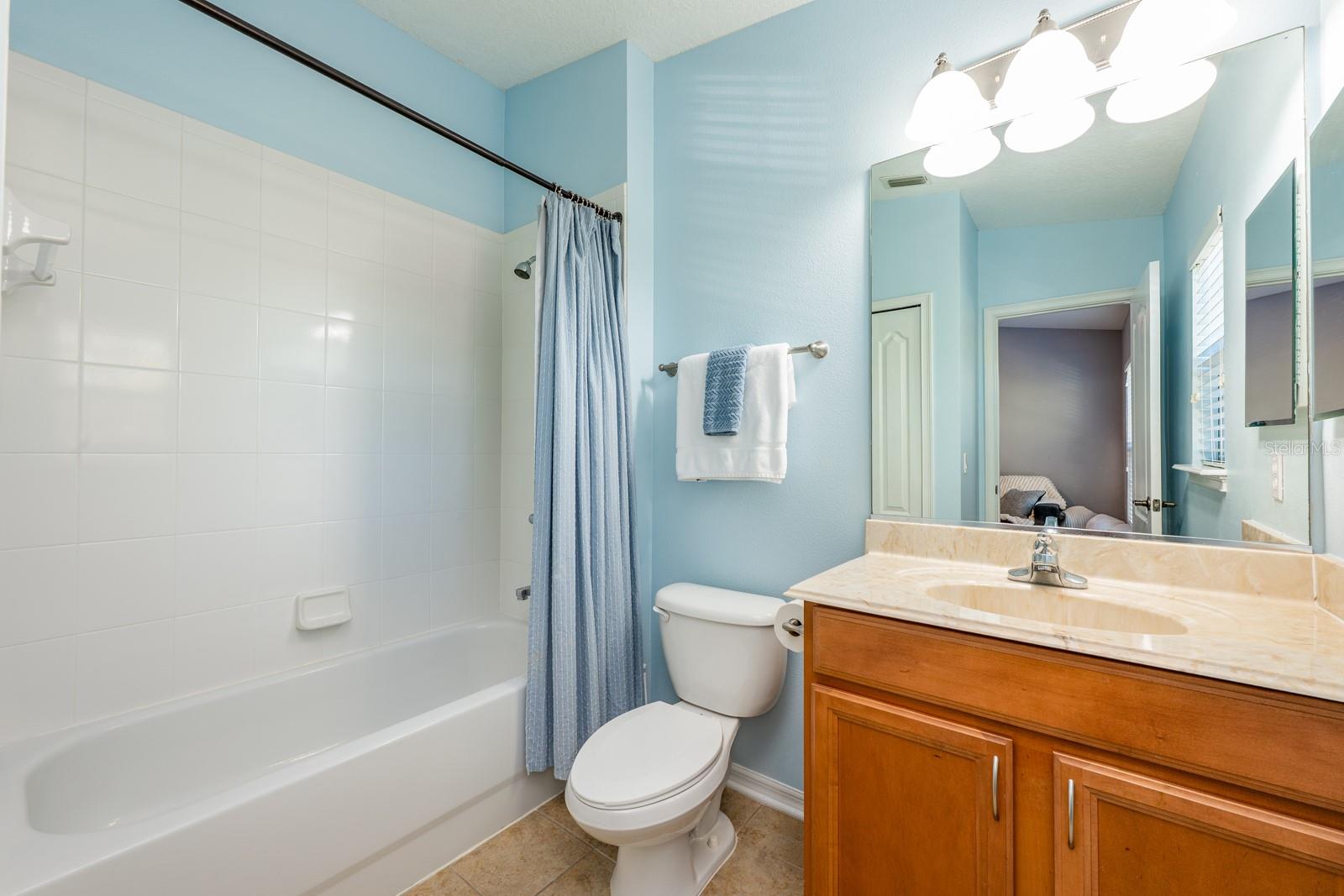 Image 16 of 28 For 7422 Bentonshire Avenue