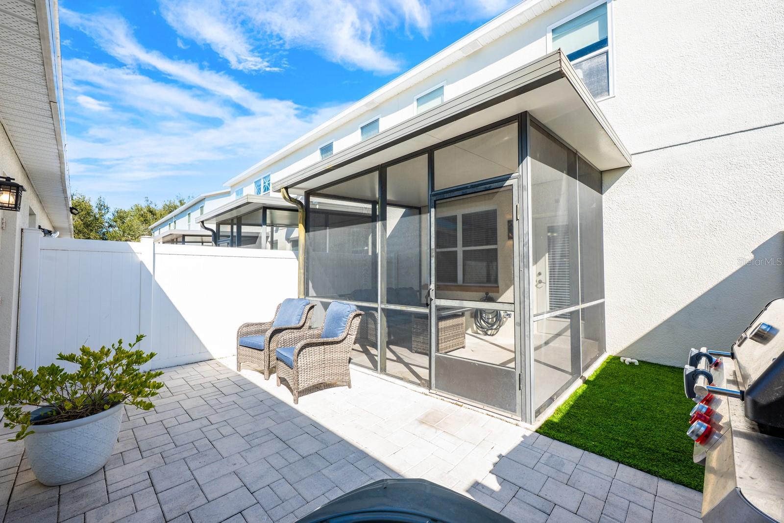 Image 21 of 28 For 7422 Bentonshire Avenue