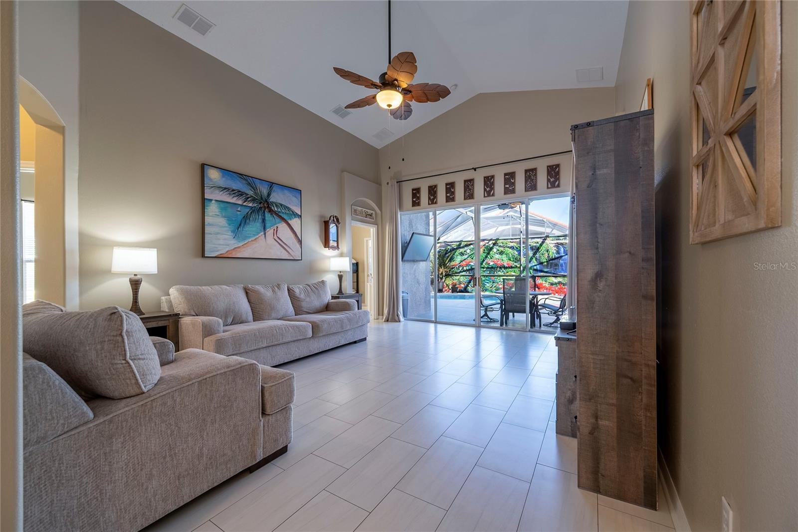 Image 21 of 50 For 620 Tuscan Hills Boulevard