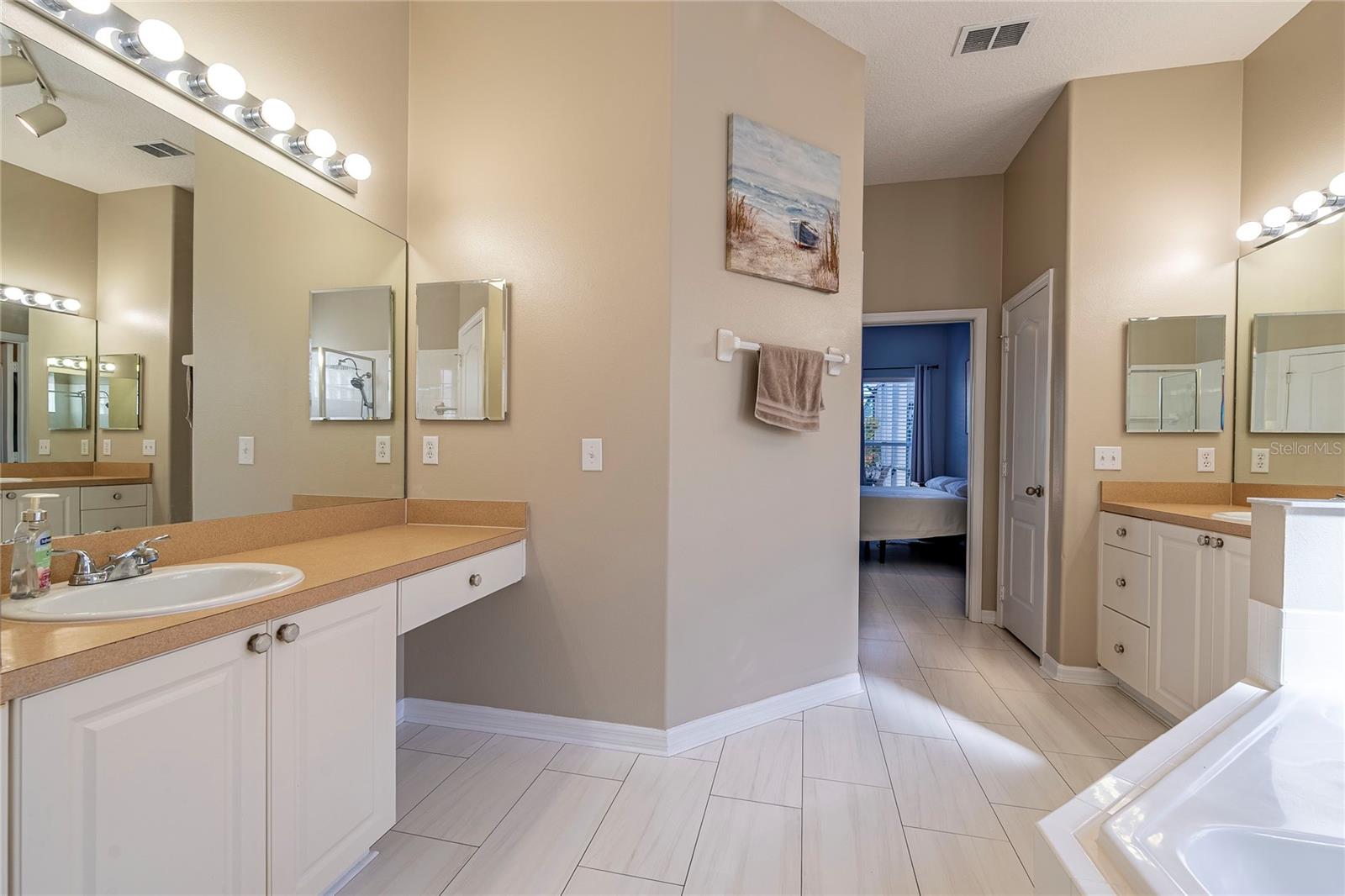 Image 27 of 50 For 620 Tuscan Hills Boulevard