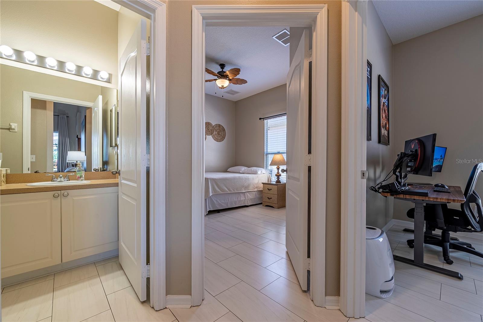 Image 36 of 50 For 620 Tuscan Hills Boulevard