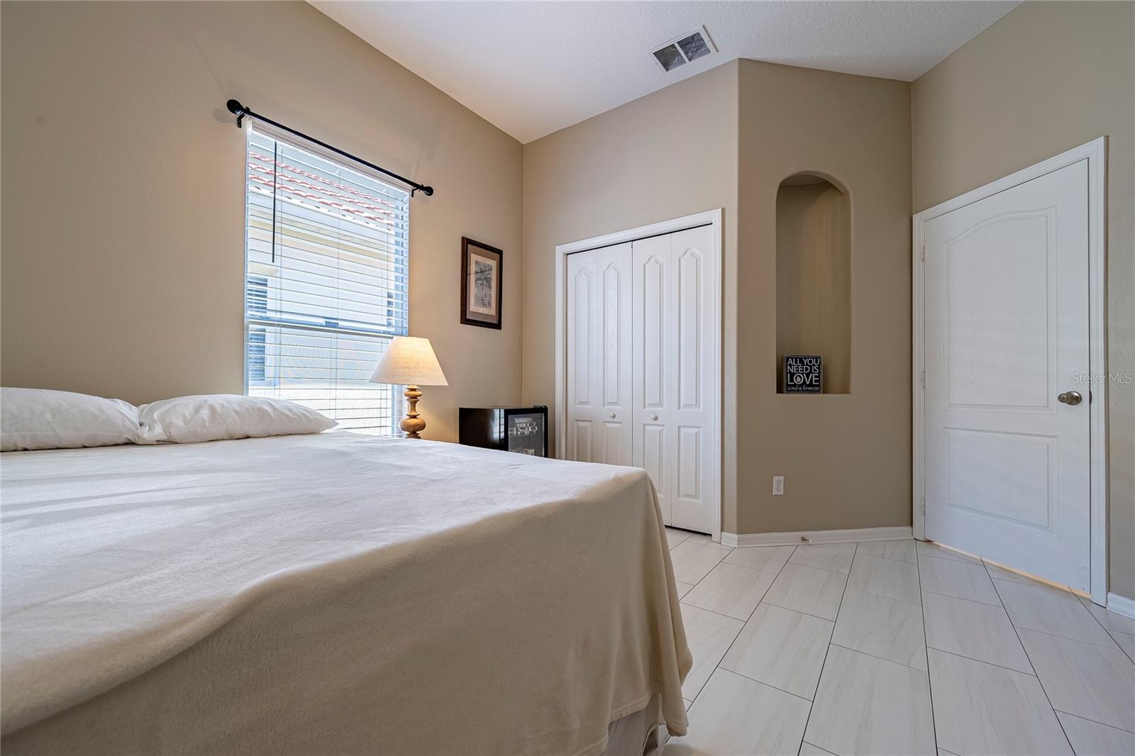 Image 39 of 50 For 620 Tuscan Hills Boulevard