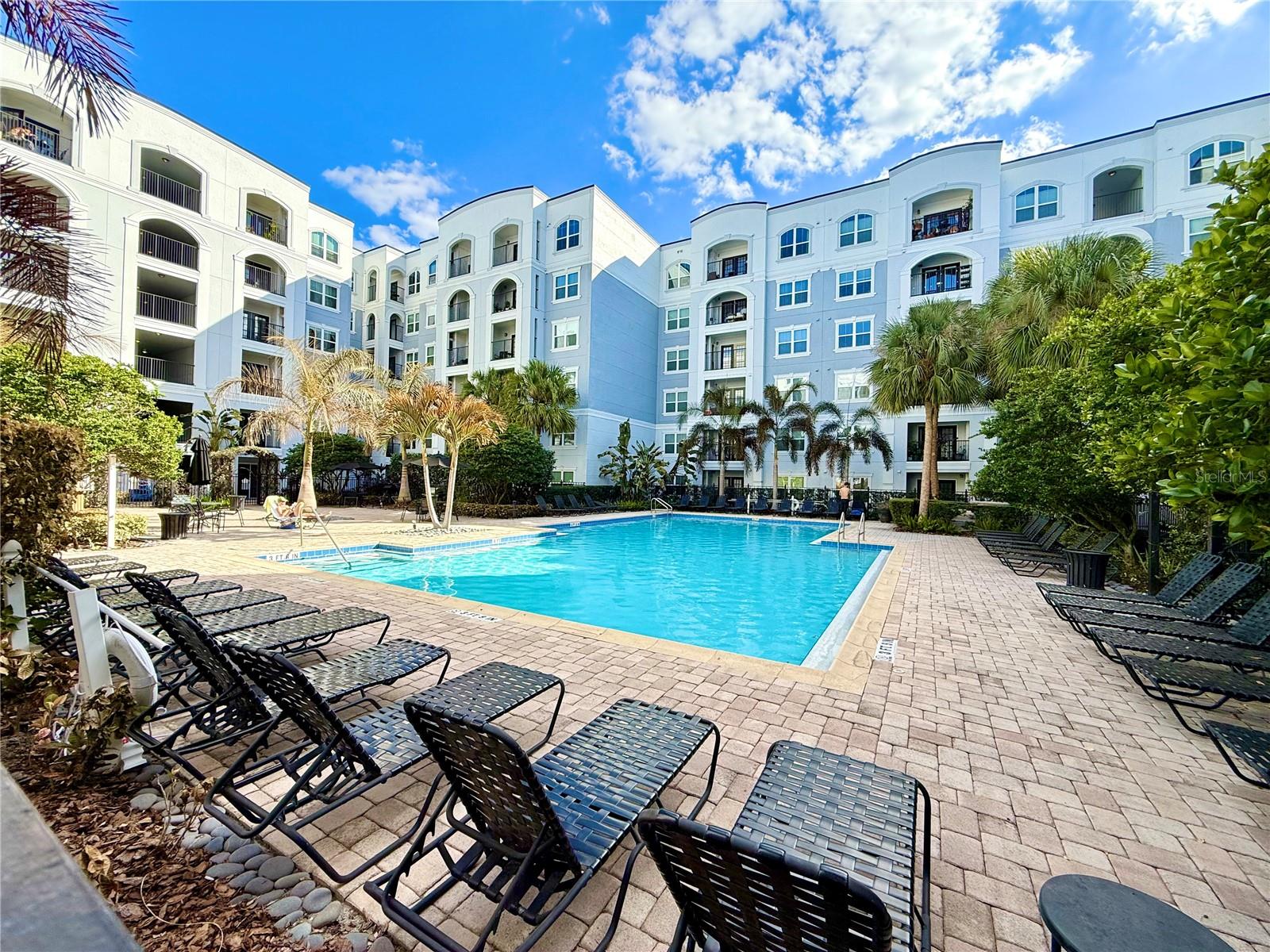 Image 26 of 31 For 202 South Street 1037