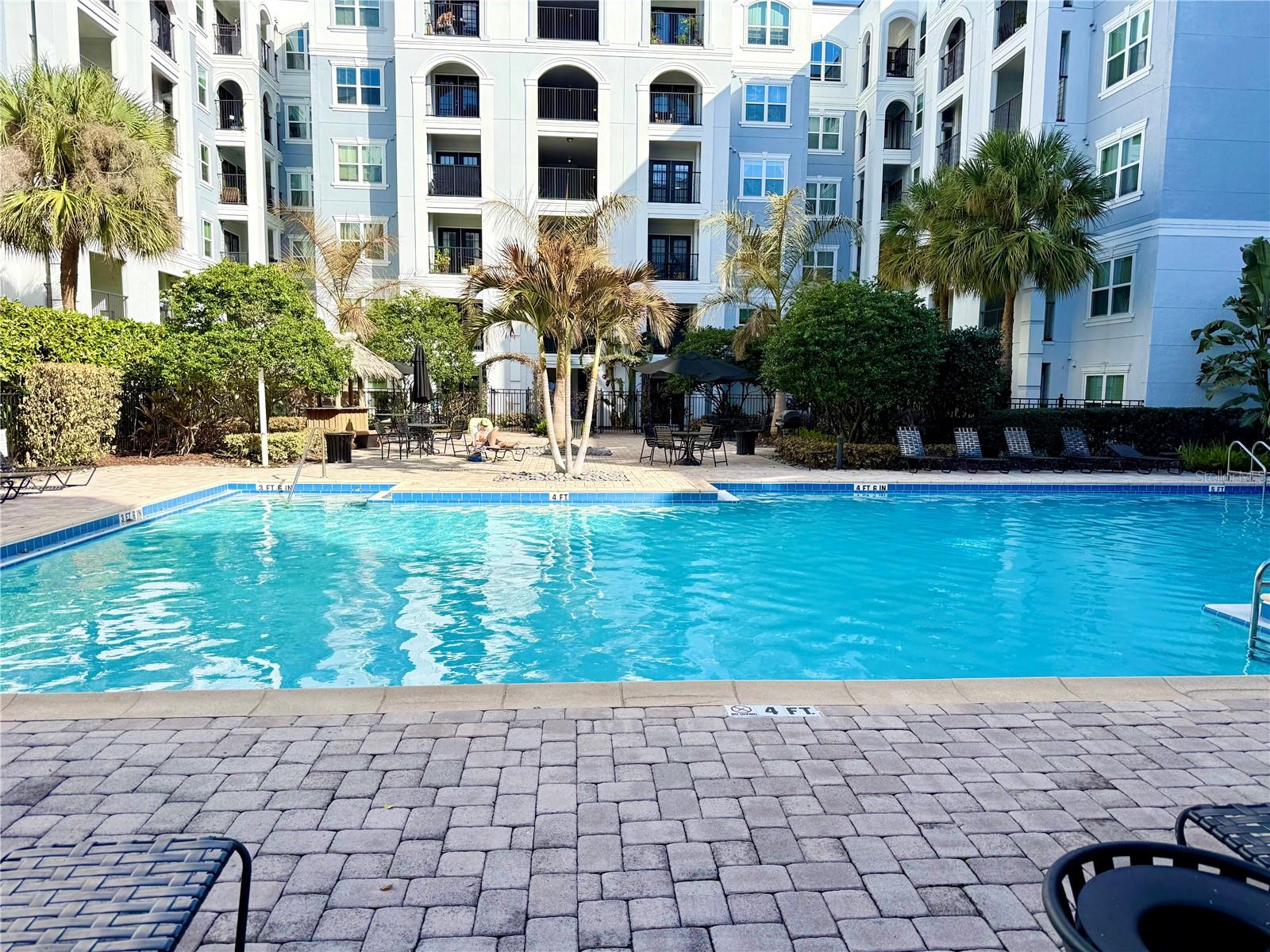 Image 27 of 31 For 202 South Street 1037