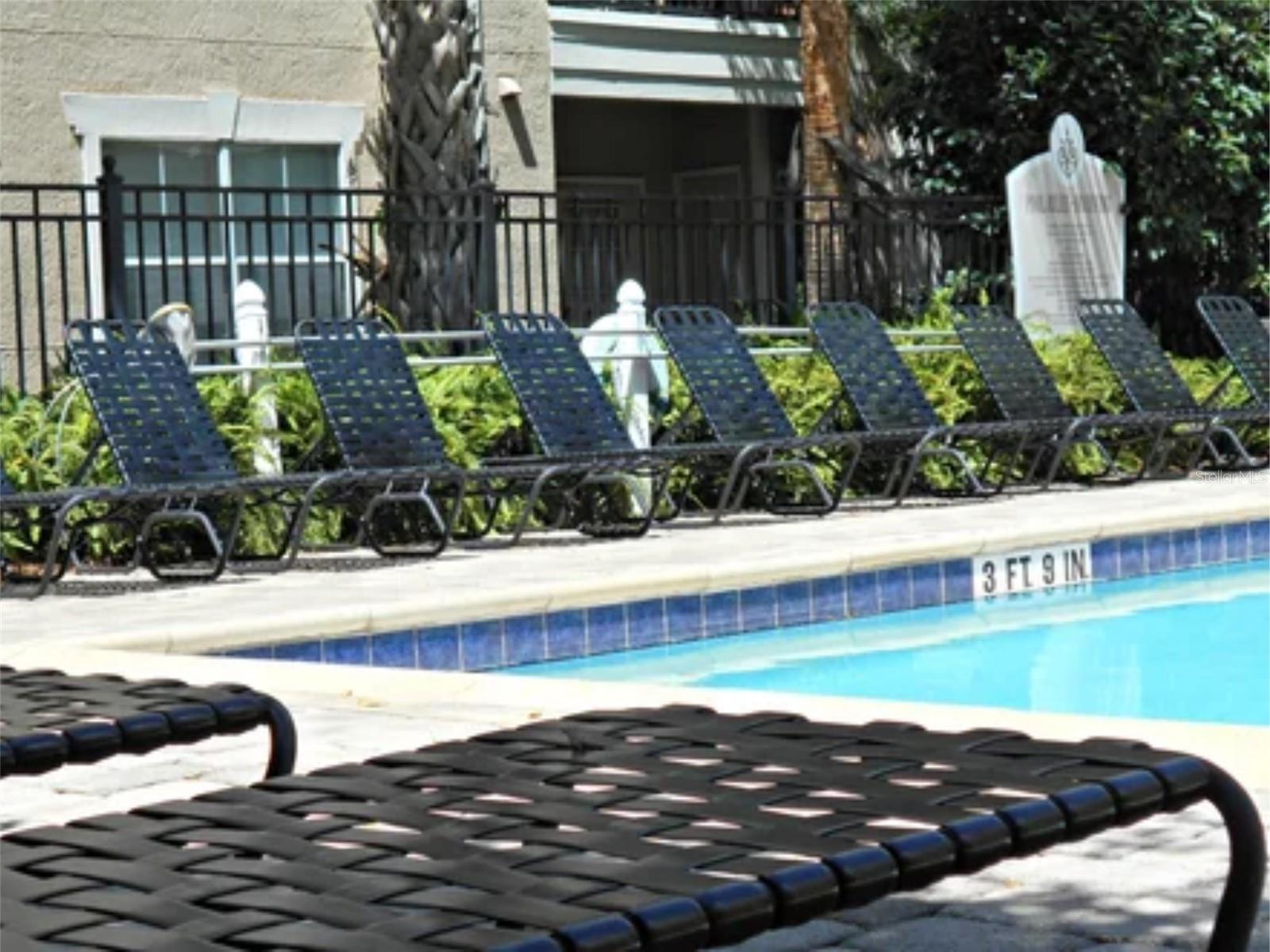 Image 28 of 31 For 202 South Street 1037