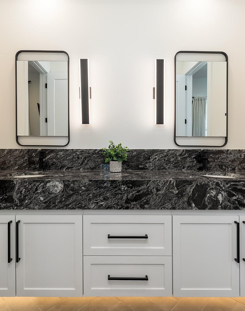 Image 21 of 25 For 3438 Fairway Lane