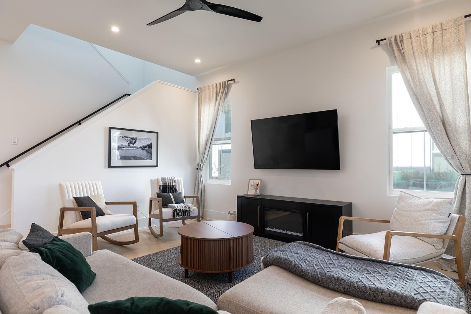 Image 5 of 25 For 3438 Fairway Lane