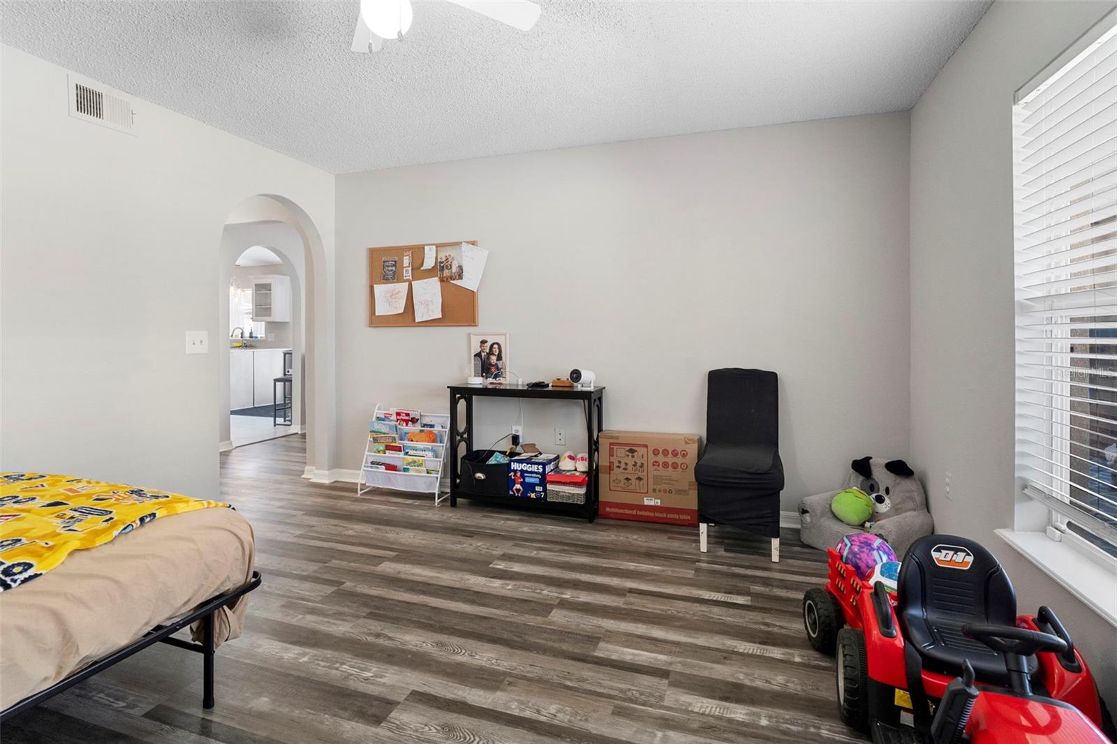 Image 18 of 43 For 1643 Ridgemoor Drive