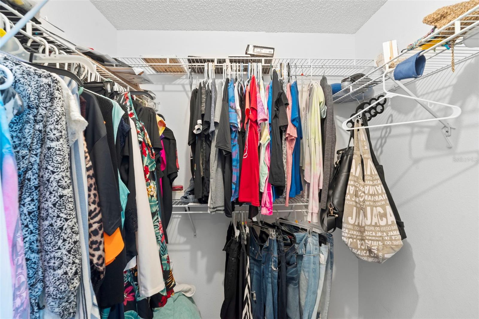 Image 27 of 43 For 1643 Ridgemoor Drive