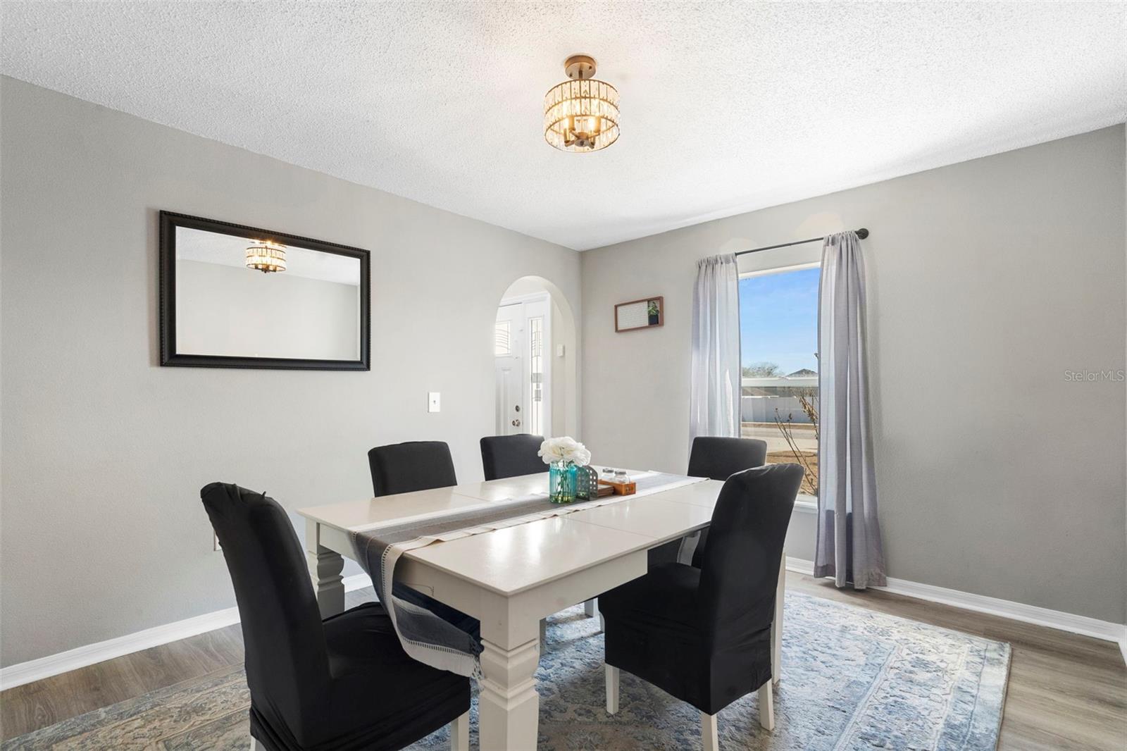 Image 6 of 43 For 1643 Ridgemoor Drive