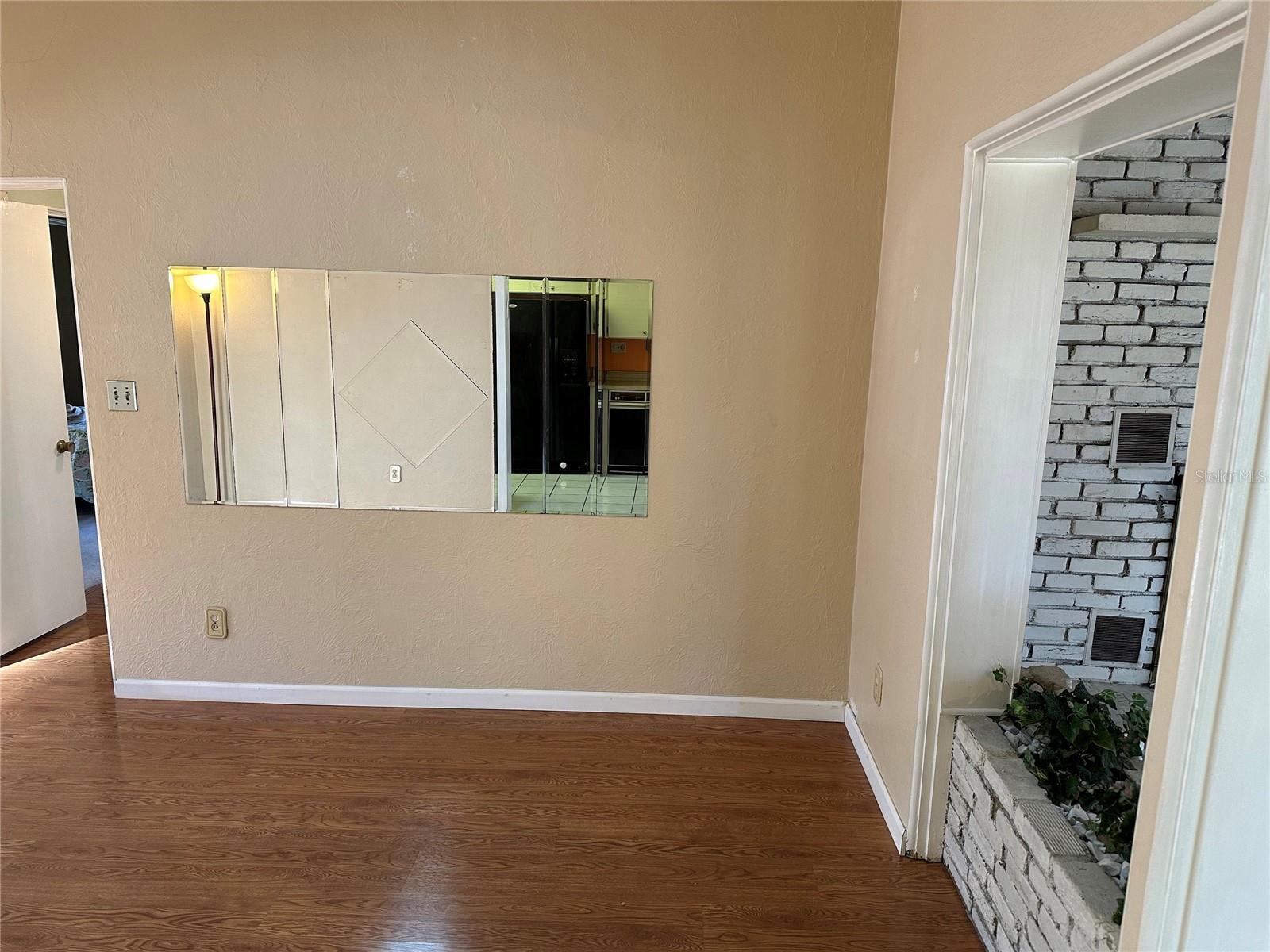 Image 15 of 87 For 57 Oxalis Drive