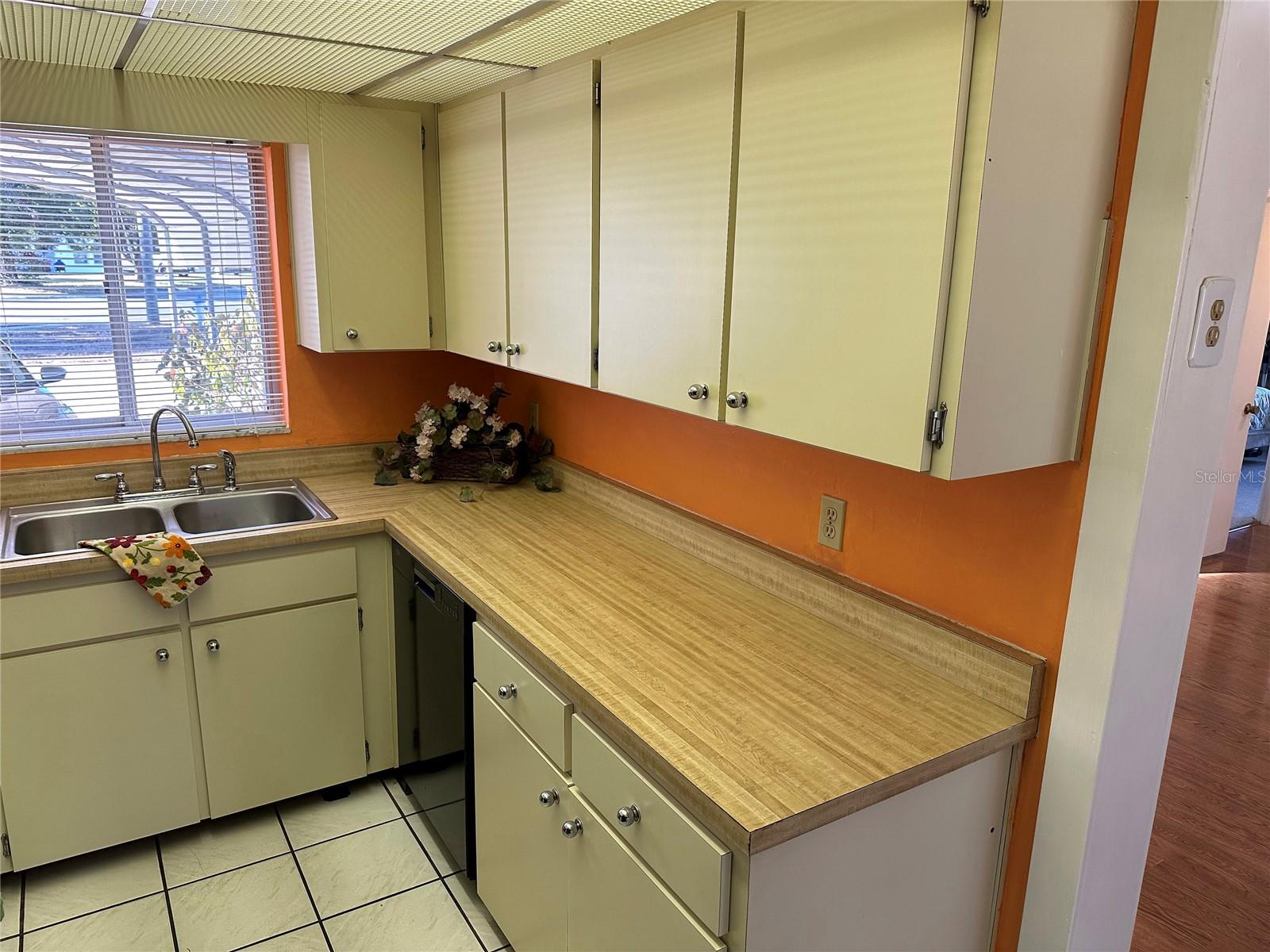 Image 18 of 87 For 57 Oxalis Drive