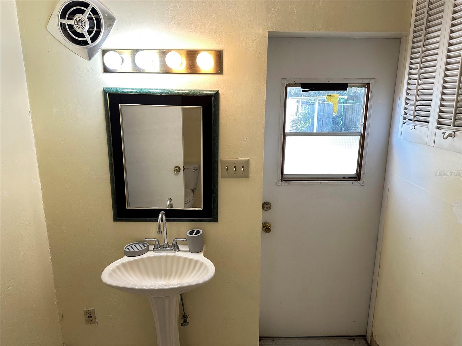 Image 33 of 87 For 57 Oxalis Drive