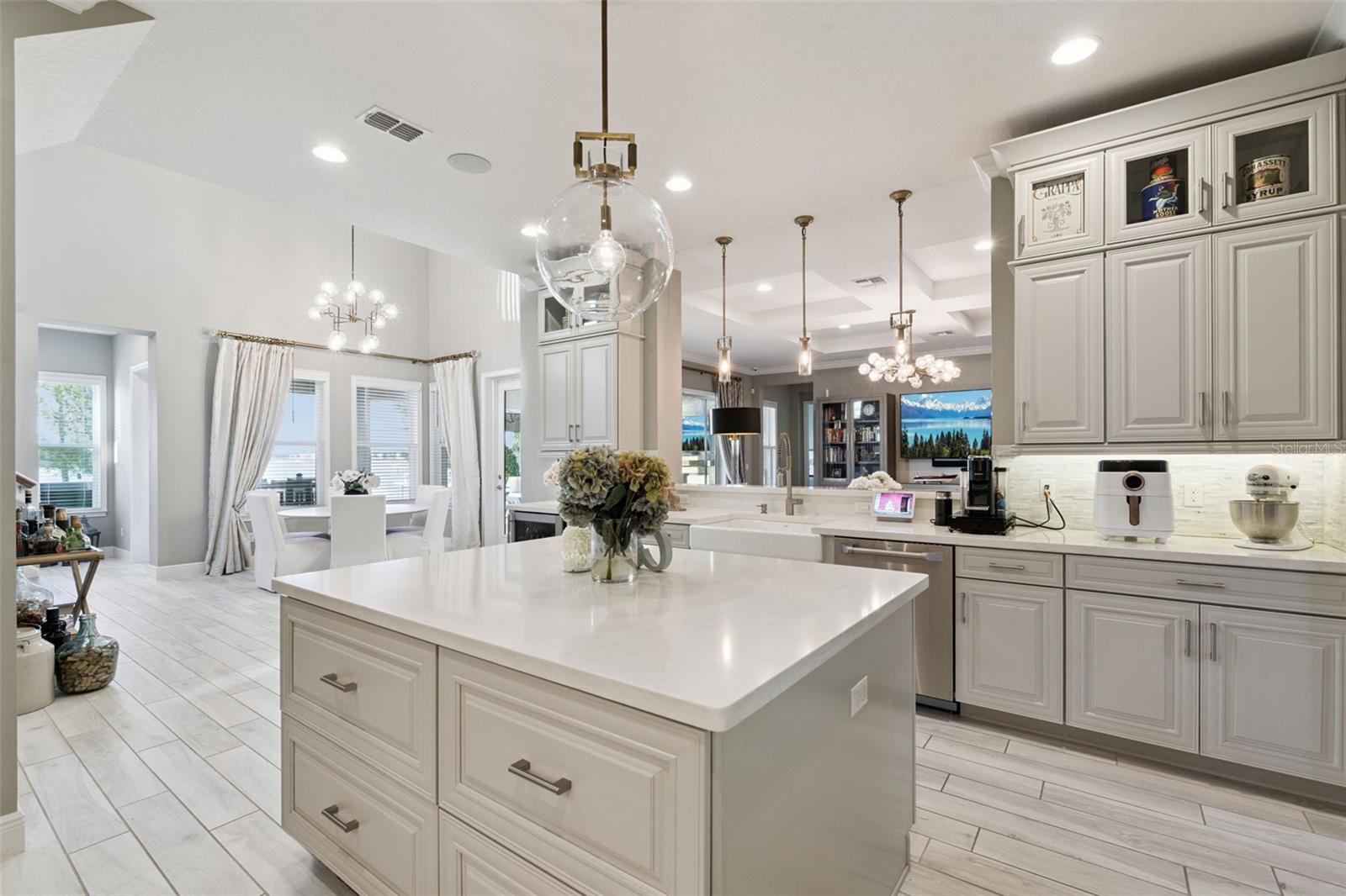 Image 19 of 95 For 7556 John Hancock Drive