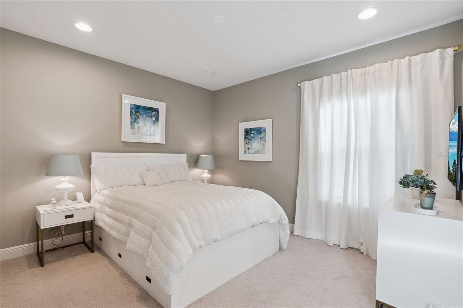 Image 27 of 95 For 7556 John Hancock Drive