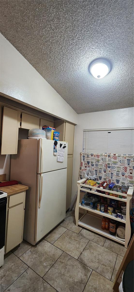 Image 6 of 16 For 4708 Southern Willow Lane