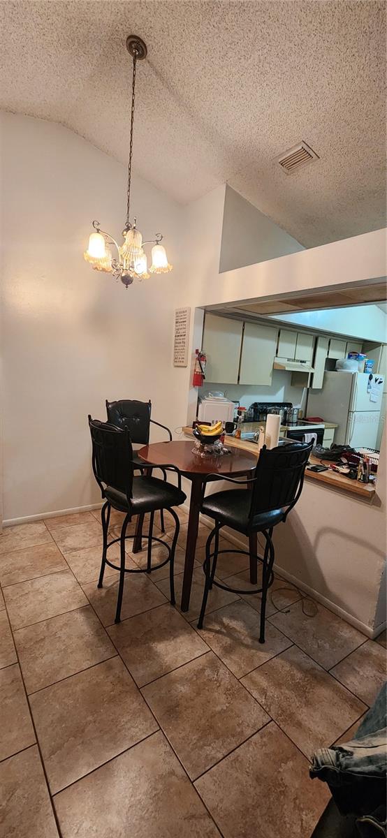 Image 8 of 16 For 4708 Southern Willow Lane