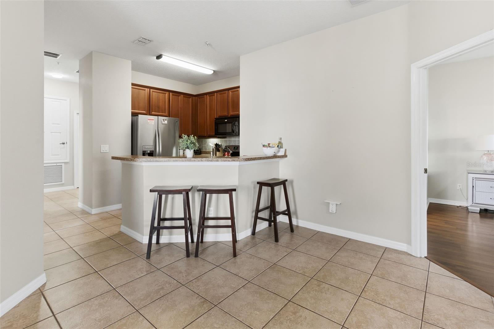 Image 10 of 28 For 2742 Oakwater Drive 104