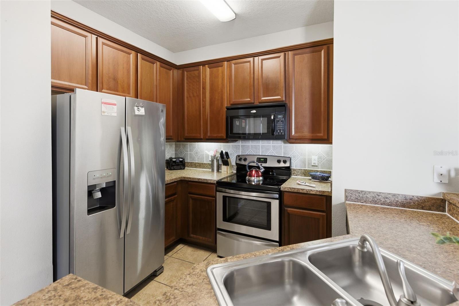 Image 11 of 28 For 2742 Oakwater Drive 104