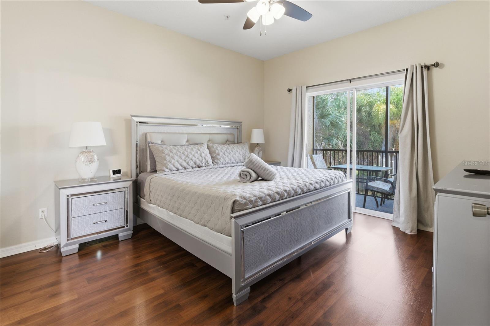 Image 13 of 28 For 2742 Oakwater Drive 104